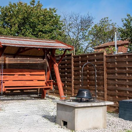 Romantic Jacuzzi Hideaway Near Heviz Rezi Exteriér fotografie